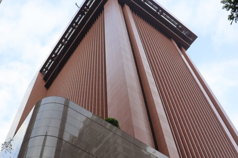 Singapore core inflation cools while acceleration risks loom