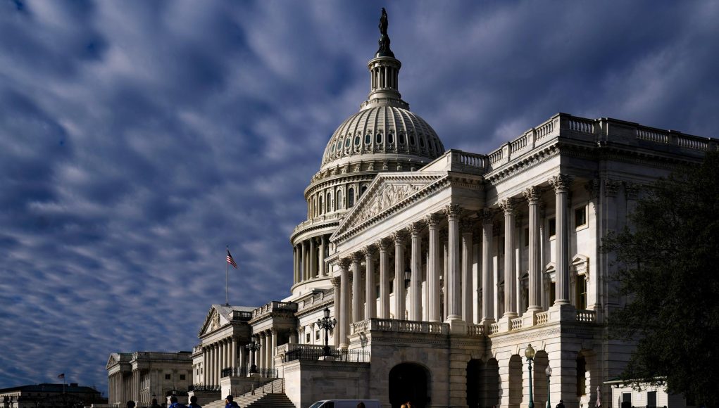 Congress votes to suspend Russia trade status, enact oil ban