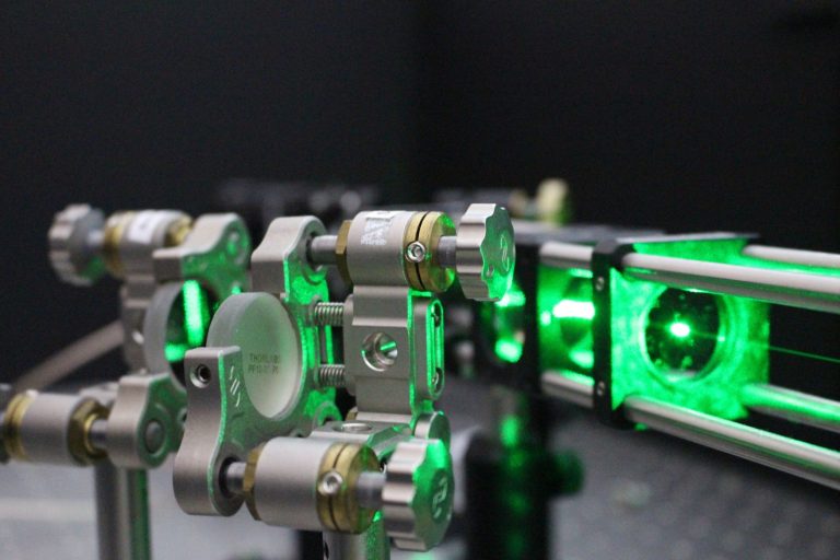 Chinese Researchers Achieve Breakthrough in Quantum Computing Speed