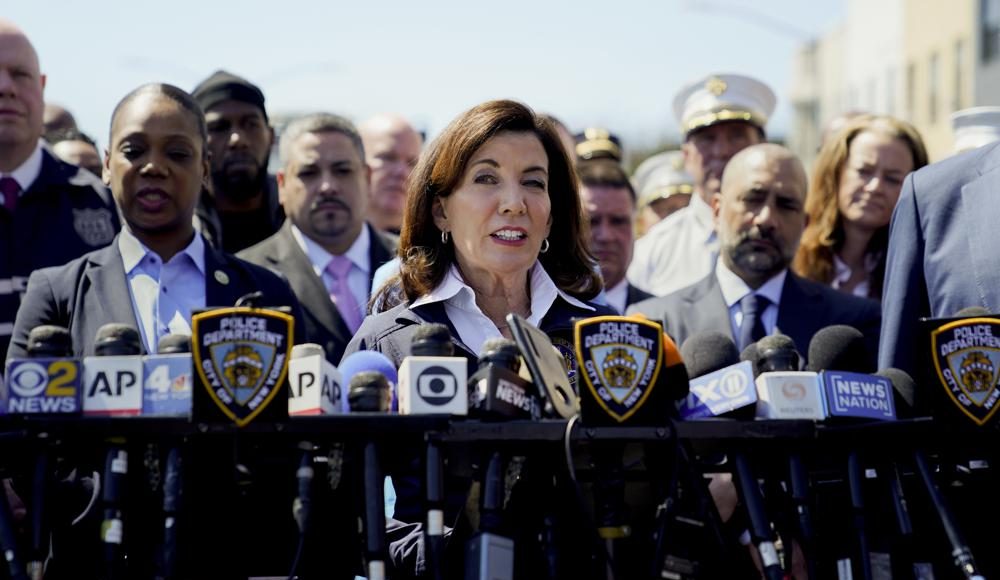 Police focus on van renter in Brooklyn subway shooting probe