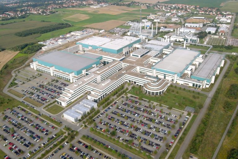 Hana Micron Breaks Ground on $2B Vietnam Chip Plant