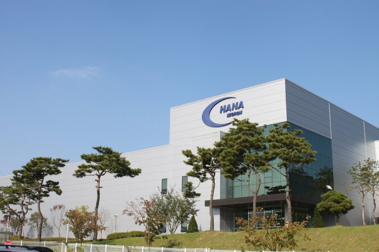 Vietnam’s Tech Ambitions Accelerate with $2B Chip Plant Deal