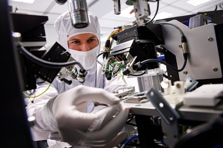 China Pours $143B into “Made in China 2025” for Chip Self-Sufficiency