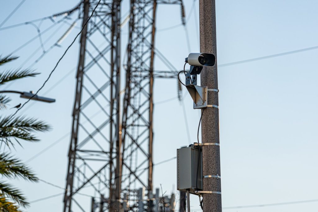 Flock Safetys ALPR cameras spark 7.5B valuation and privacy debate