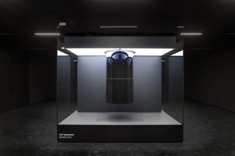 A Brief History of Quantum Computing: 1981 to 1,000 Qubits