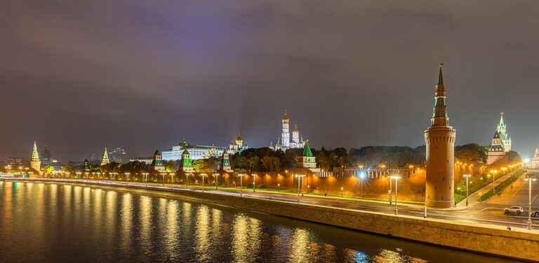 Kremlin CCTV expansion sparks privacy debate citywide