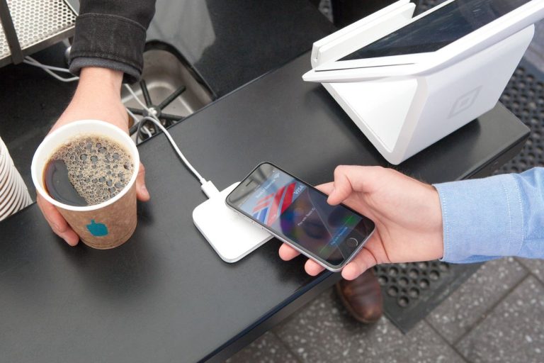 Cybercrime Officials Warn of Apple Pay Text Scam Draining Accounts