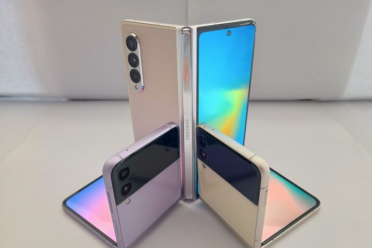 Huawei Mate XT2 debuts, Xiaomi counters, Apple foldable due Wednesday