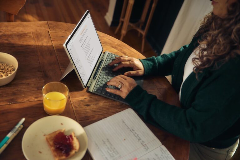 Googlebook Laptop Integrates Gemini AI Directly into Operating System Architecture