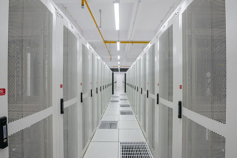 Expert Explains Why Same Database Query Can Return Different Totals