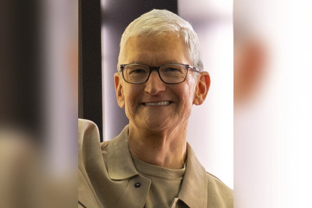 Tim Cook