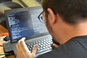 AI Enables Ransomware Gangs to Automate Target Selection, Encryption, and Ransom Negotiation