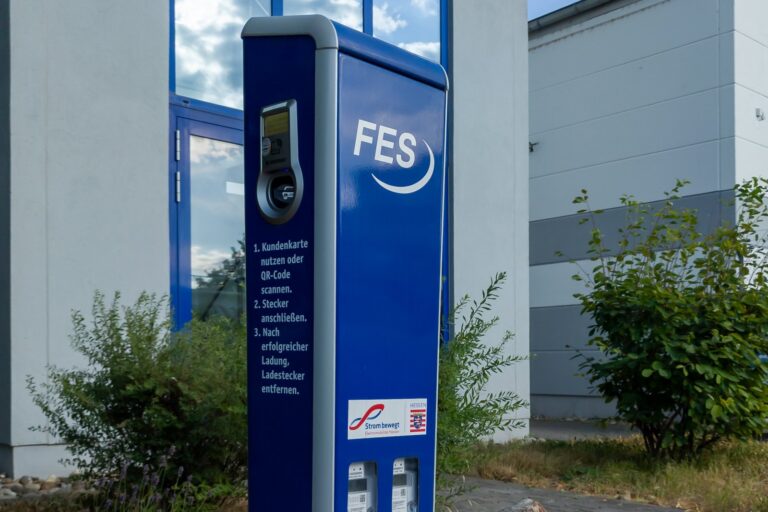 Engineering 5C Fast Charging in Modern Electric Vehicles and Battery Packs