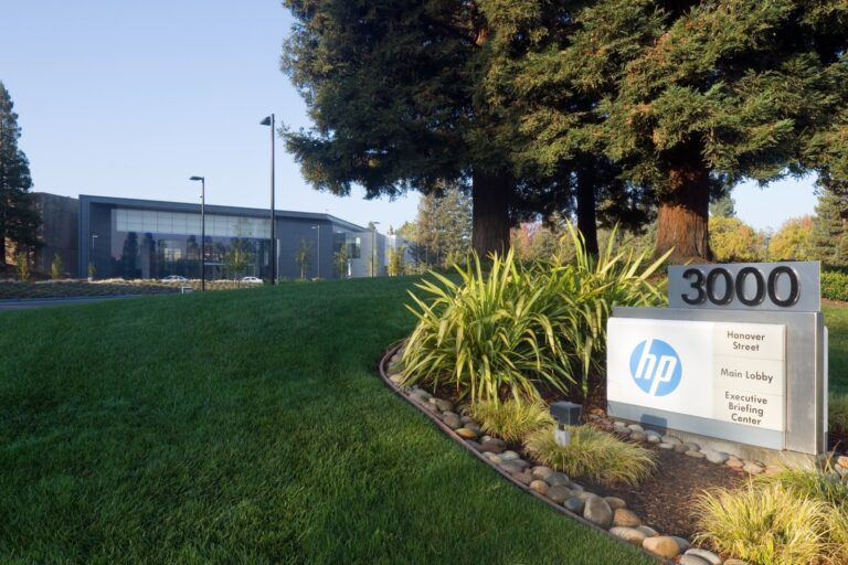 HP Japan Unveils OmniBook 5 14 Laptop With 42-Hour Battery And Four New Colors