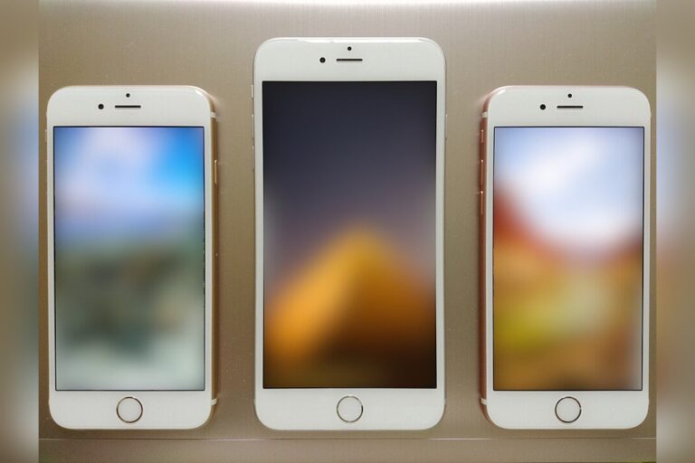 Apple Releases Broad Software Updates Across Its Product Platforms